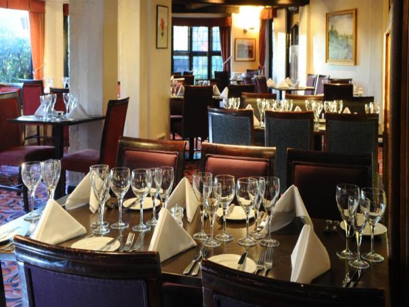Thatchers East Horsley Buitenkant foto