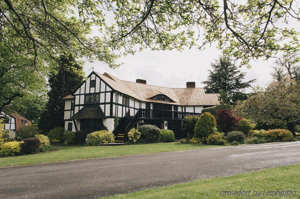 Thatchers East Horsley Buitenkant foto